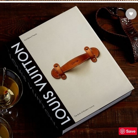 New  LOUIS VUITTON Book (updated version) - Picture 4 of 5